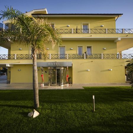 Hotel Villa Tirreno Tarquinia Εξωτερικό φωτογραφία