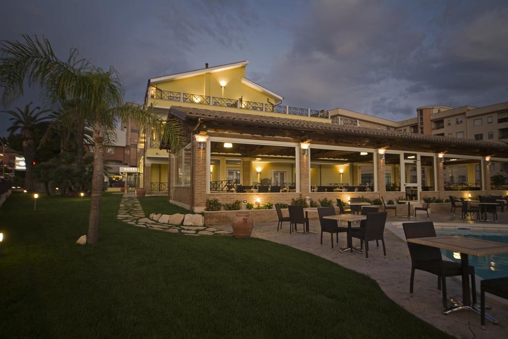 Hotel Villa Tirreno Tarquinia Εξωτερικό φωτογραφία