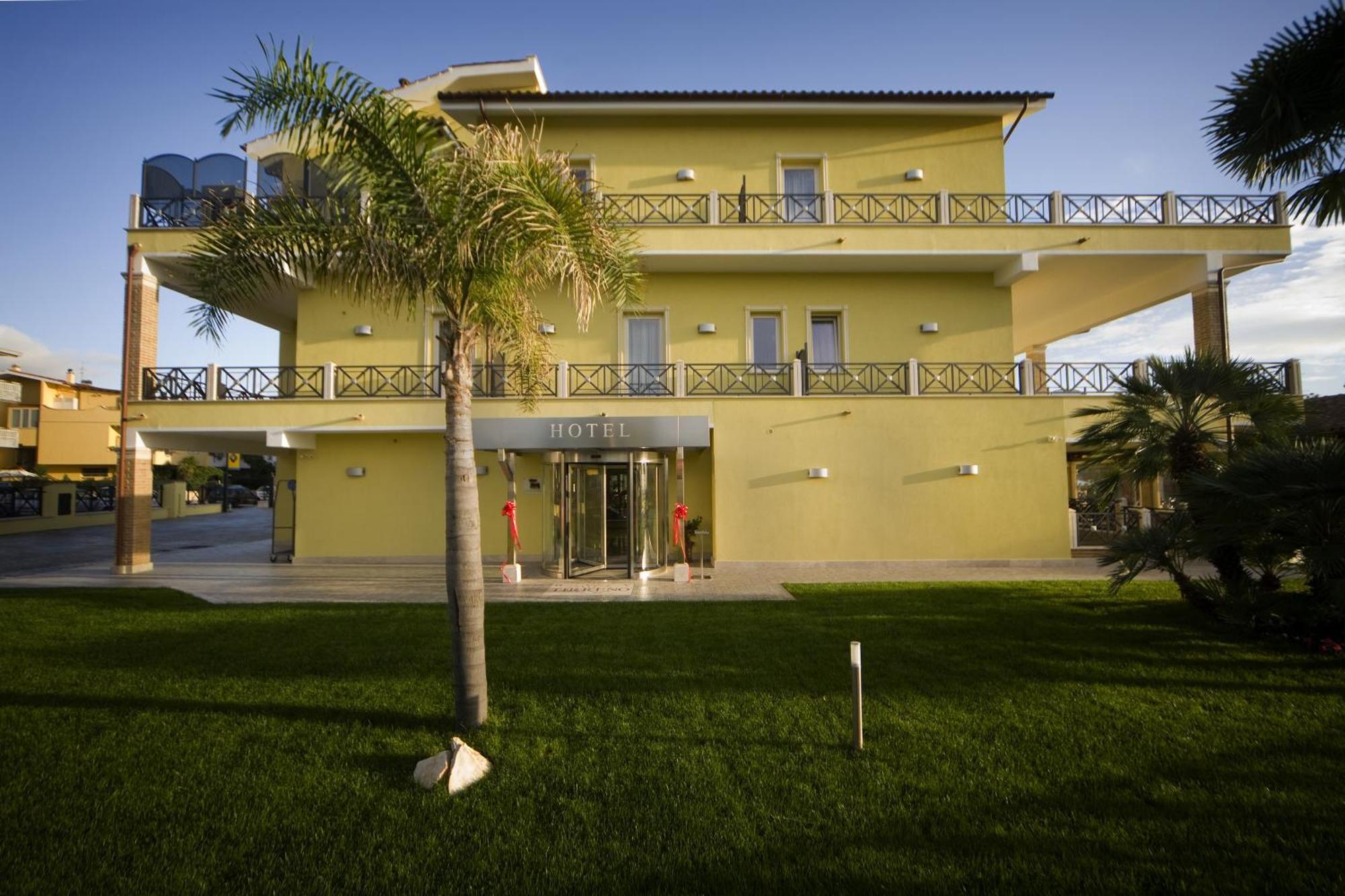 Hotel Villa Tirreno Tarquinia Εξωτερικό φωτογραφία